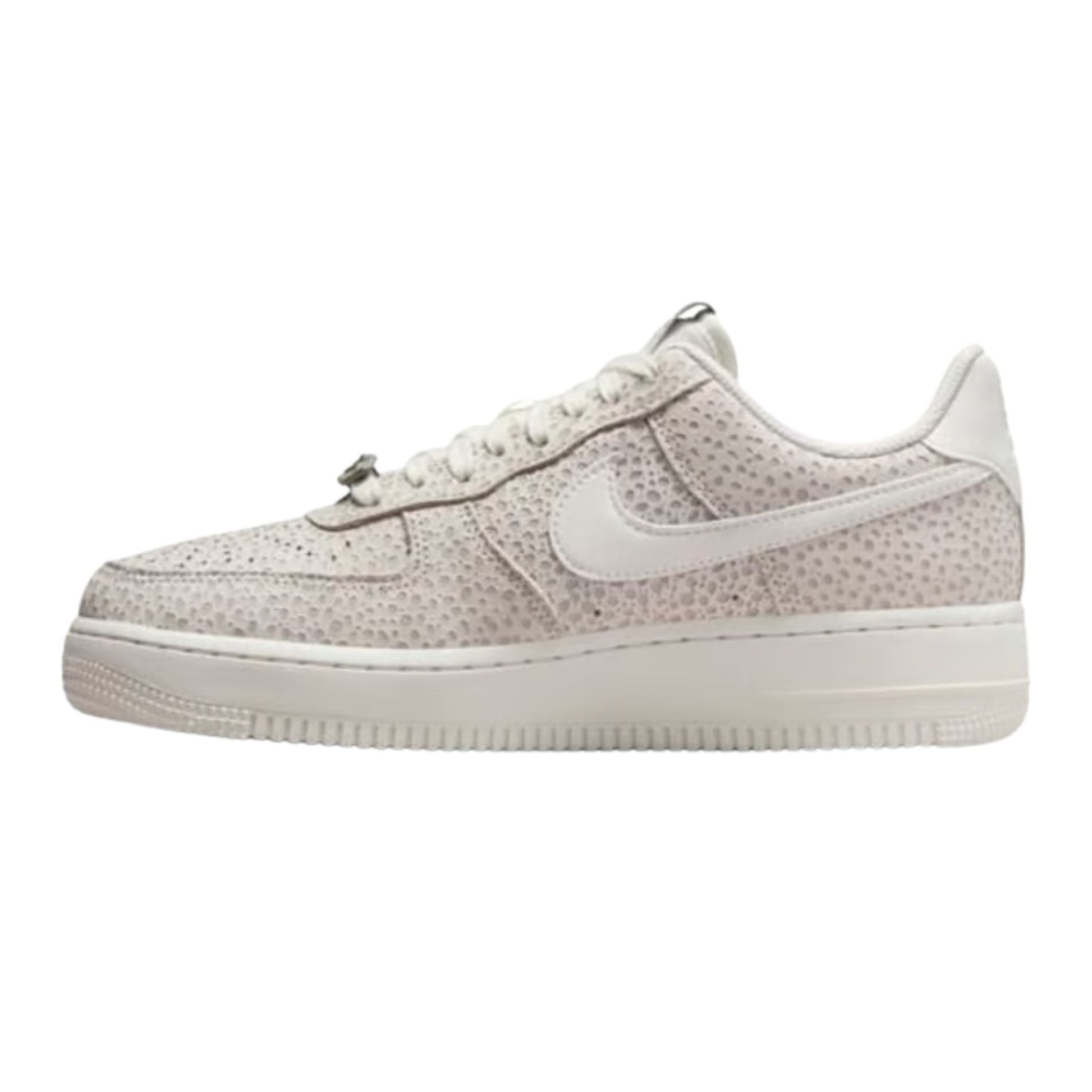 Onesizestore Nike Air Force 1 Safari (W) FV6519 001