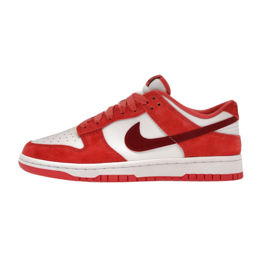 Onesizestore Nike Dunk Low Valentine's Day (W) FQ7056 100