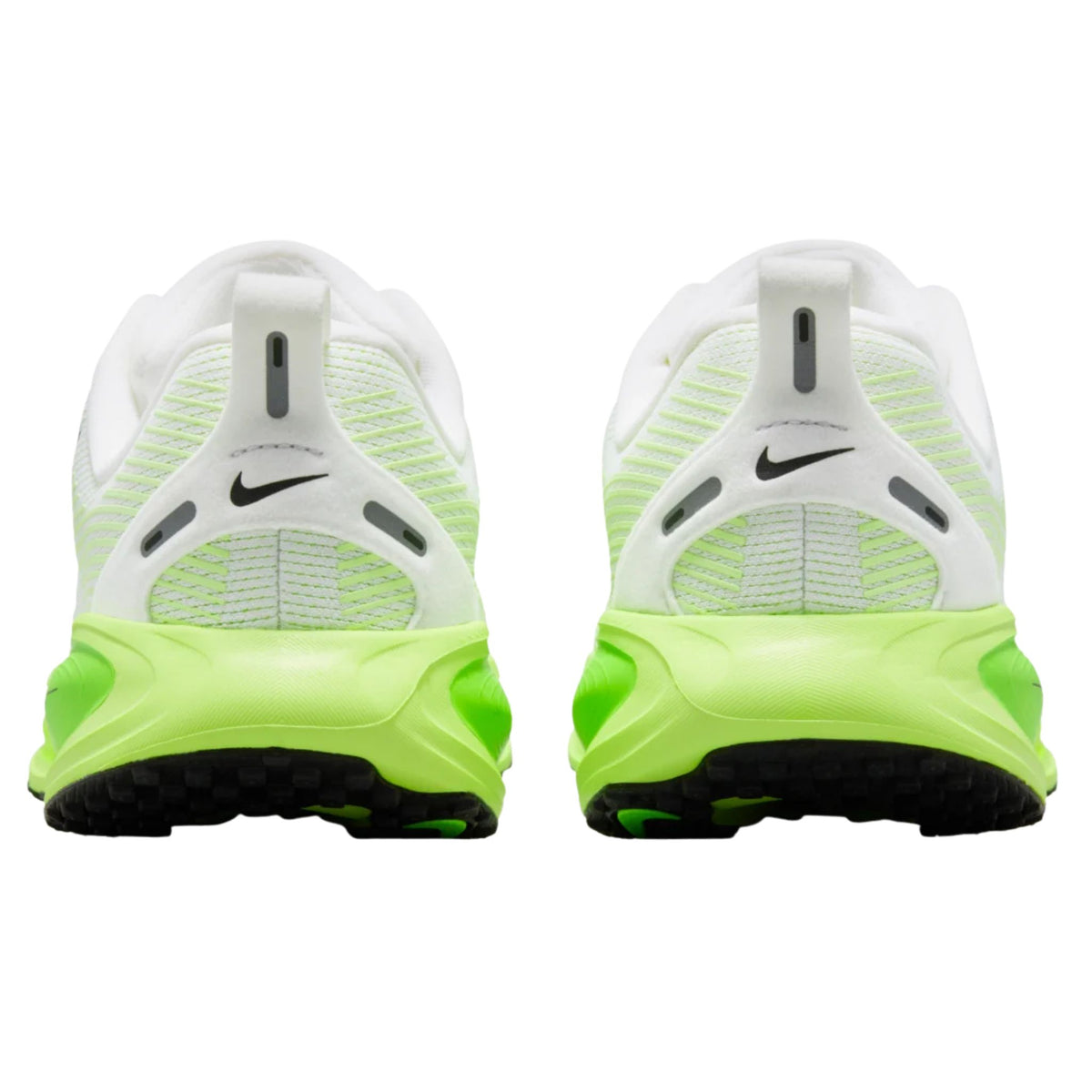 Onesizestore Nike Vomero 18 (Gs) HQ2157 101