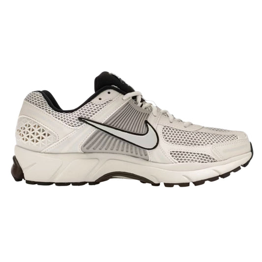 Onesizestore Nike Zoom Vomero 5 (W) FJ2028 001