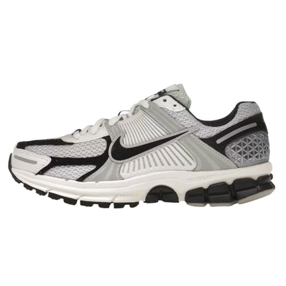 Onesizestore Nike Zoom Vomero 5 (W) HQ1182 001
