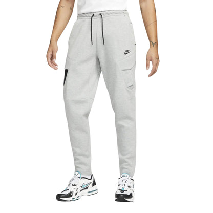 Onesizestore Pantalone Nike Sportswear Tech Fleece DM6453 063